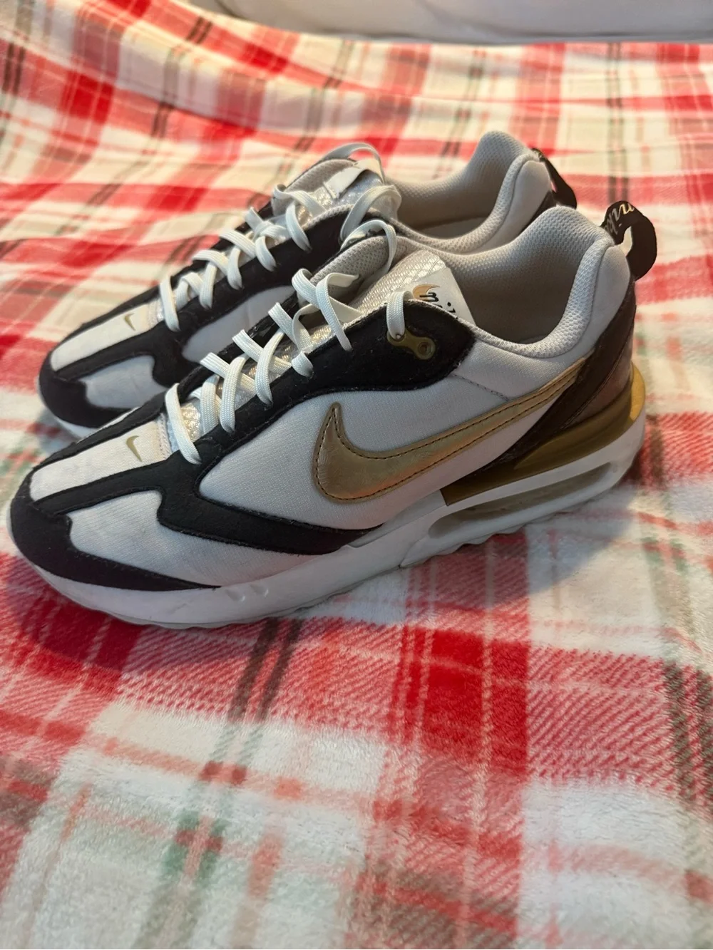 Nike Women’s Air Max Dawn White and Gold Athletic Sneakers with Black Accents